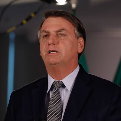 Bolsonaro Defende Investimento de R$ 900 Mil em Reforma e Responde a Críticas da PF
